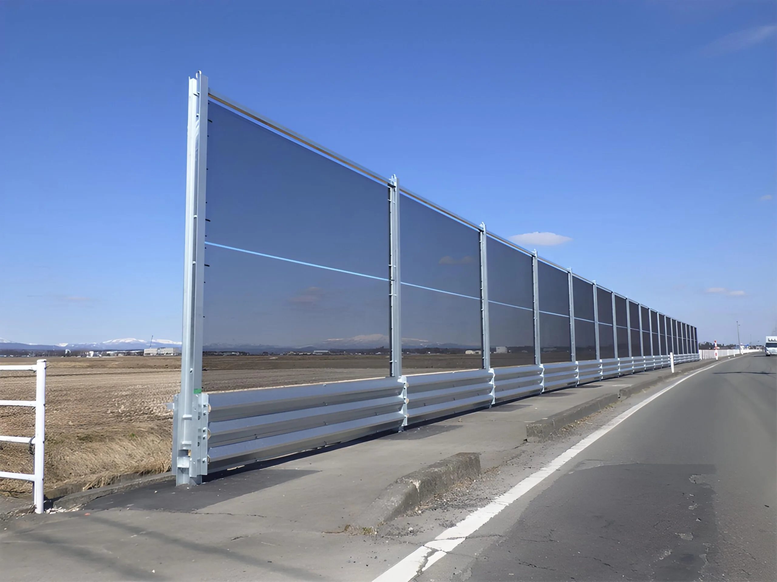 Module mica trong suốt